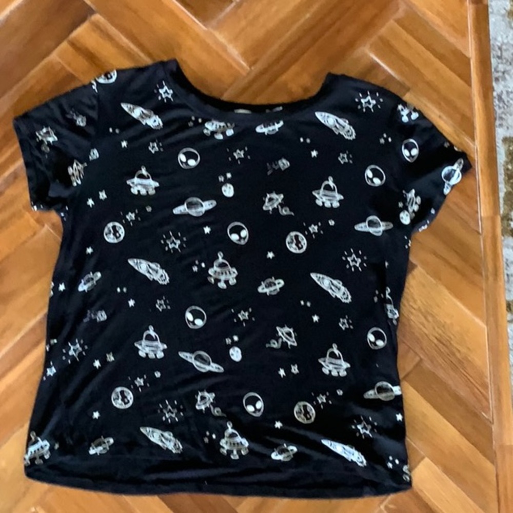 Black Shirt With Alien Designs